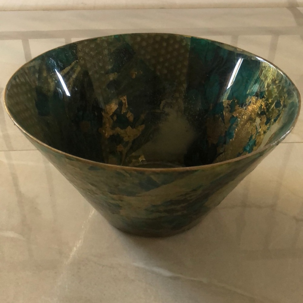 Serving bowl